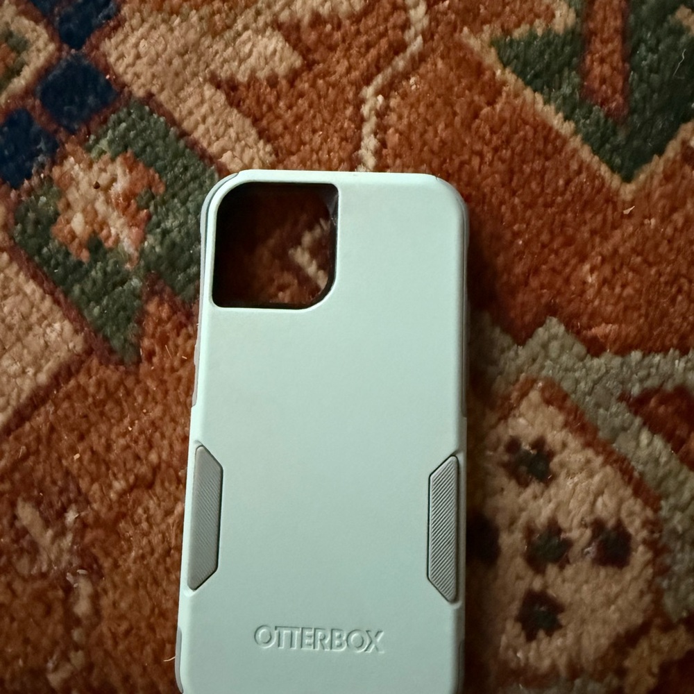 OtterBox White Protective Cell Phone Case with Textured Finish